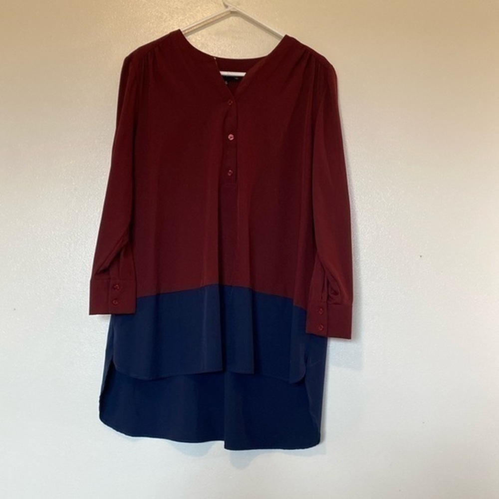 Ryan Wythe  button up sleeve navy  burnt red mid button up v neck tunic shirt 16